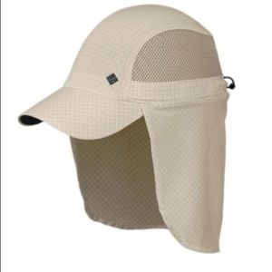 Columbia Baseball Cap with Flaps